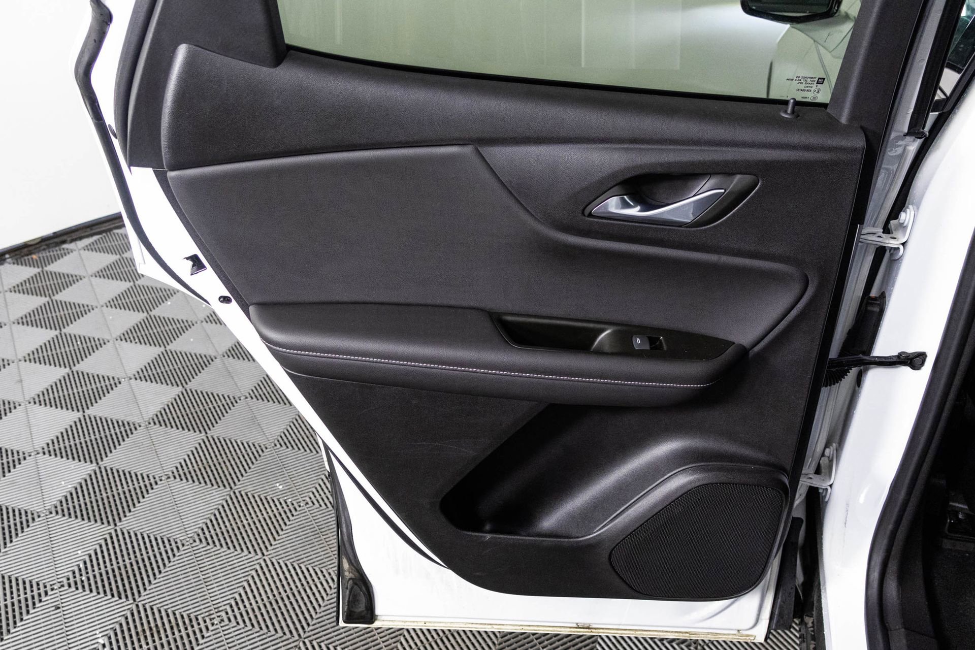 Certified 2023 Chevrolet Blazer LT w/ Driver Confidence Package image 34