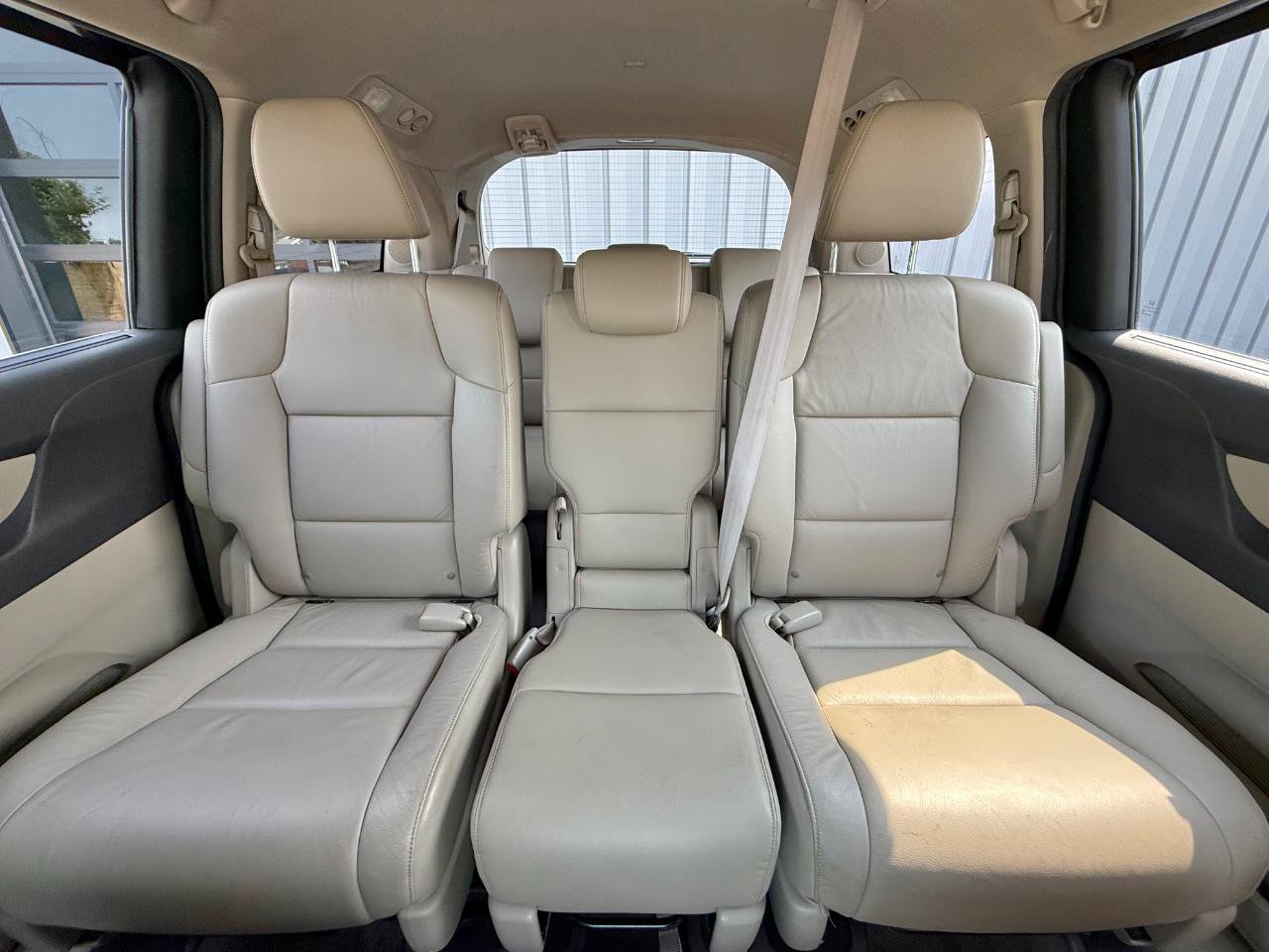 Used 2011 Honda Odyssey Touring image 12