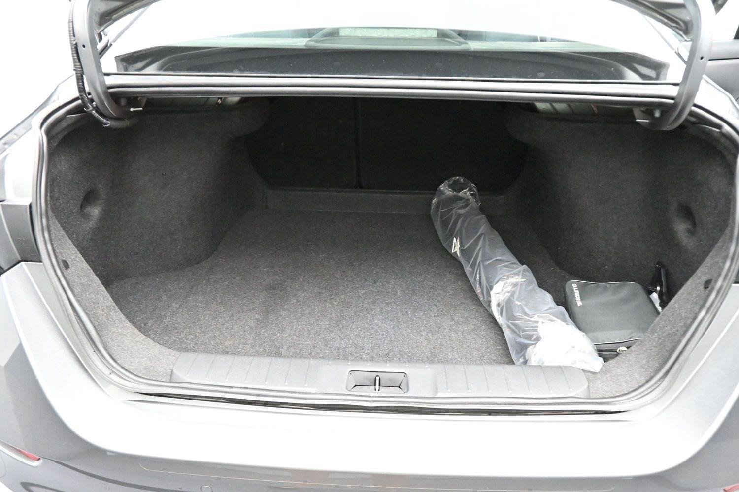 Used 2024 Nissan Sentra S FWD image 9