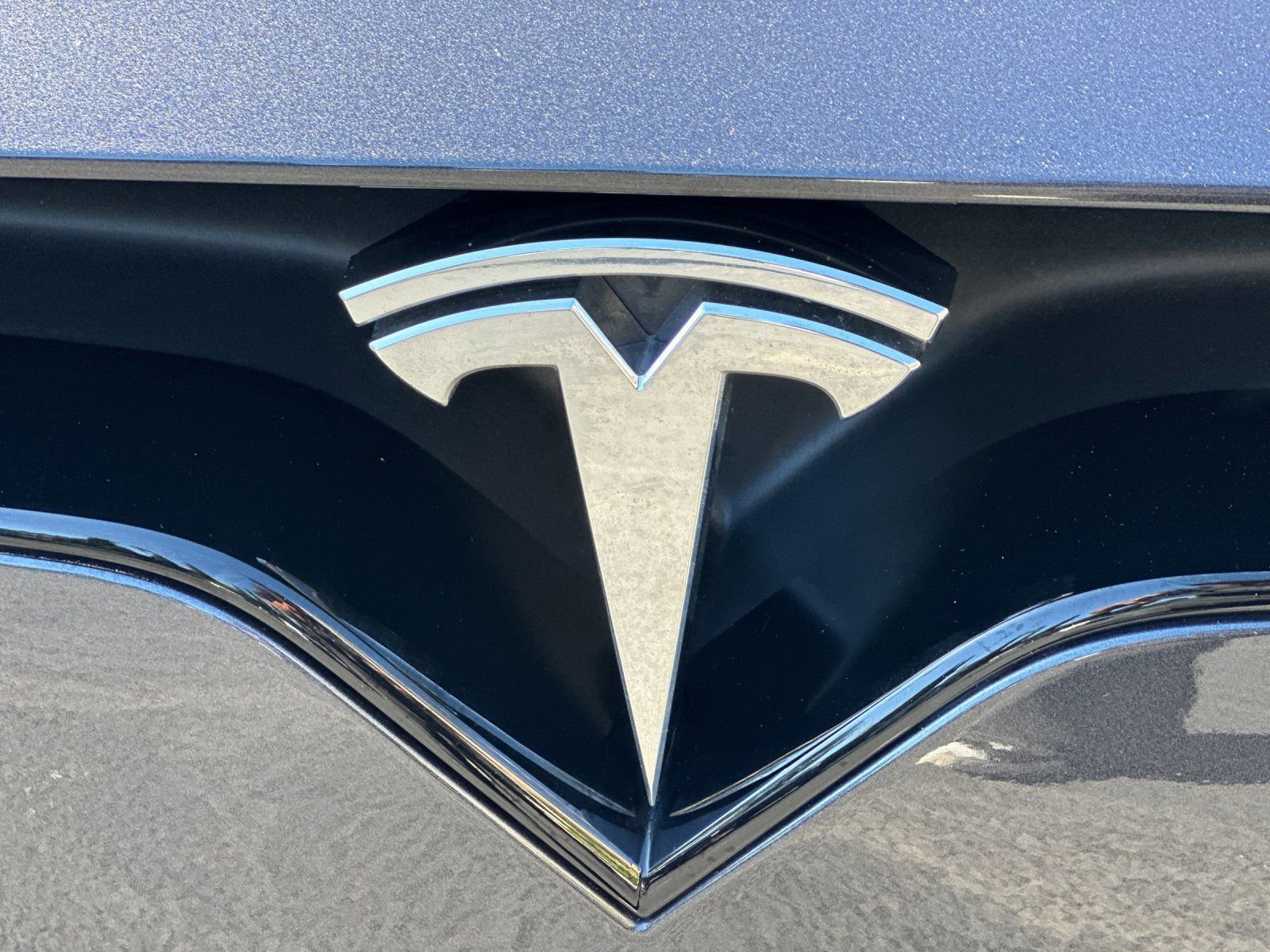 Used 2024 Tesla Model X image 32