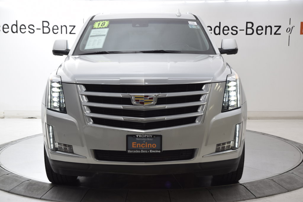 Used 2018 Cadillac Escalade ESV Luxury RWD image 9