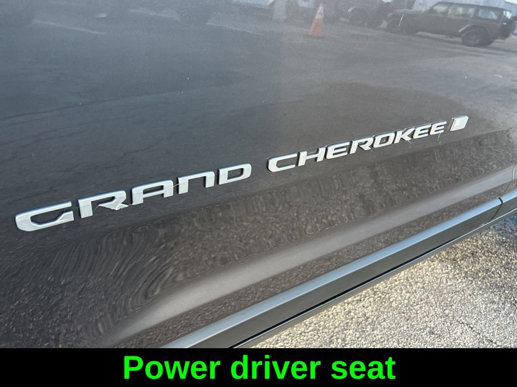 Used 2024 Jeep Grand Cherokee Limited AWD/4WD image 20