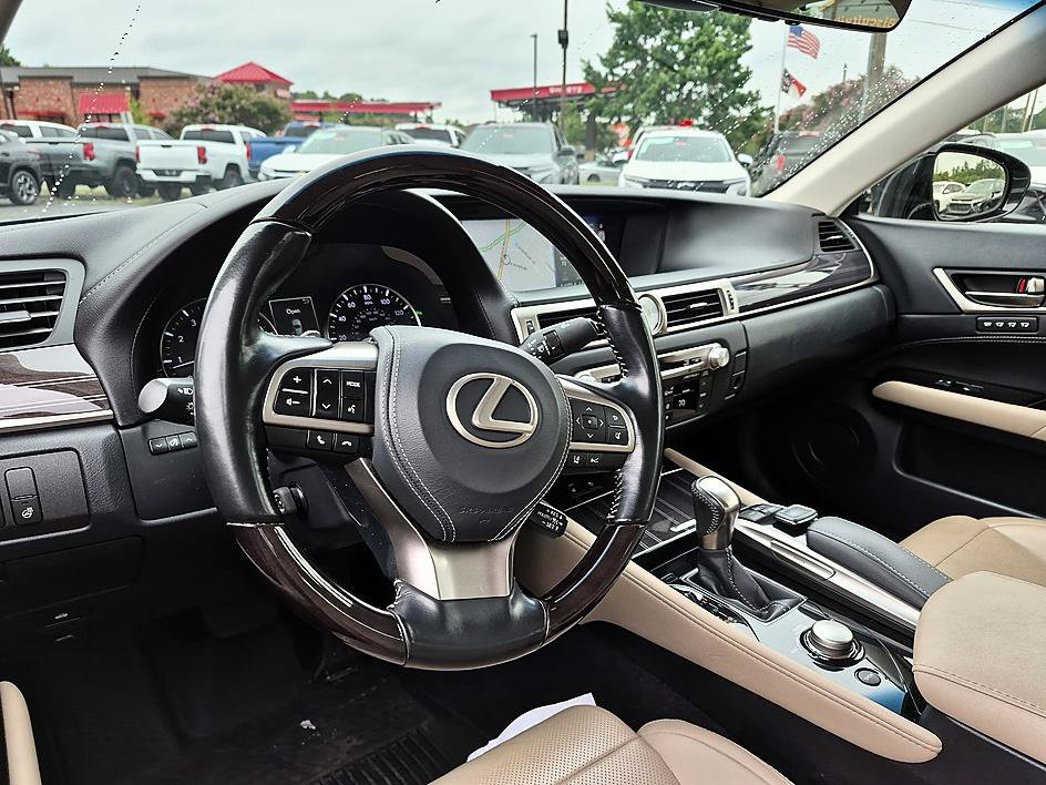 Used 2017 Lexus GS 350 w/ Luxury Package RWD image 31