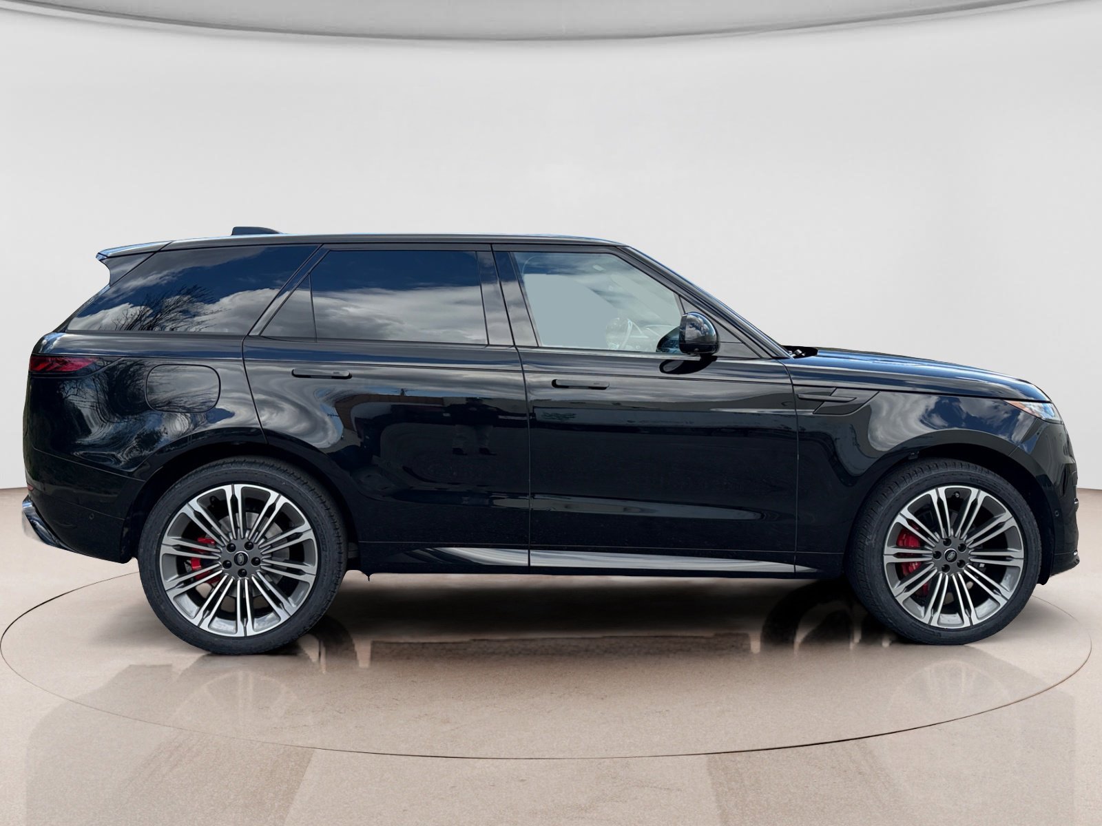 Used 2024 Land Rover Range Rover Sport Dynamic SE image 6