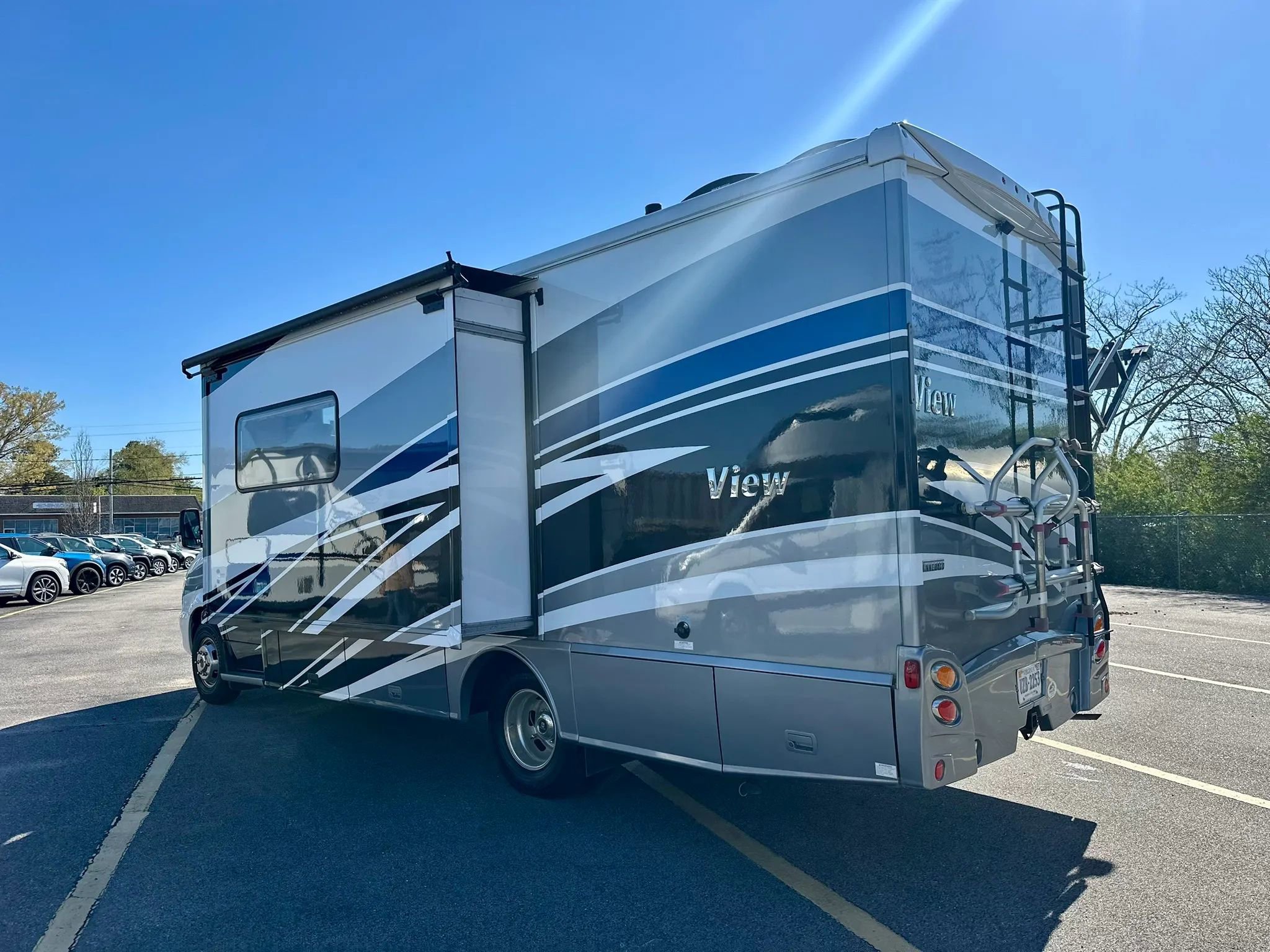 Used 2016 Mercedes-Benz Sprinter 3500 image 5