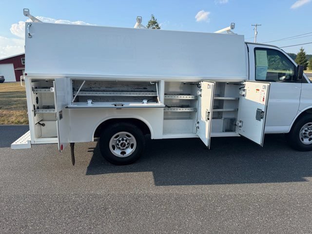 Used 2019 GMC Savana 3500 w/ Power Convenience Package RWD image 26