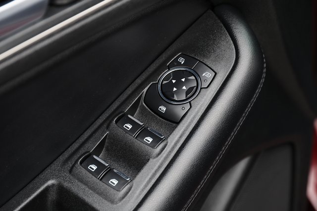 Certified 2023 Ford Edge SEL image 15