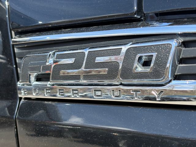 Used 2016 Ford F250 Lariat w/ Chrome Package AWD/4WD image 23