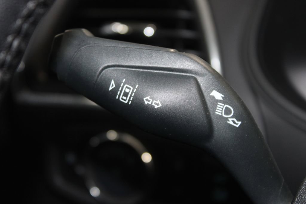 Used 2024 Ford Edge Titanium AWD/4WD image 37