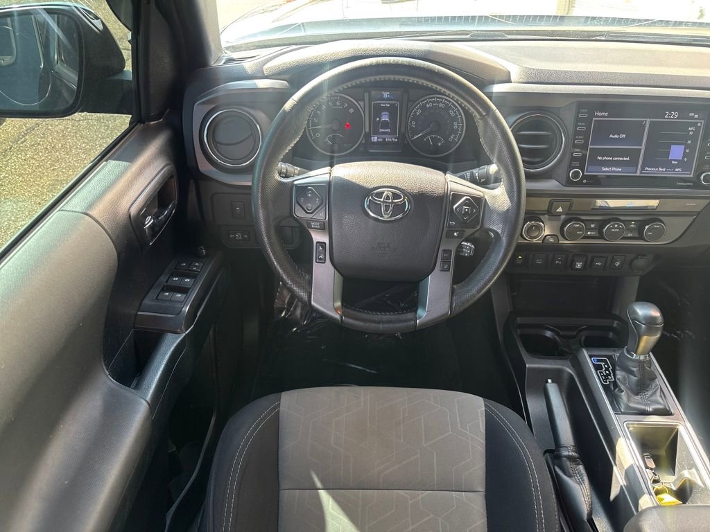 Used 2021 Toyota Tacoma TRD Off-Road w/ Technology Package image 5