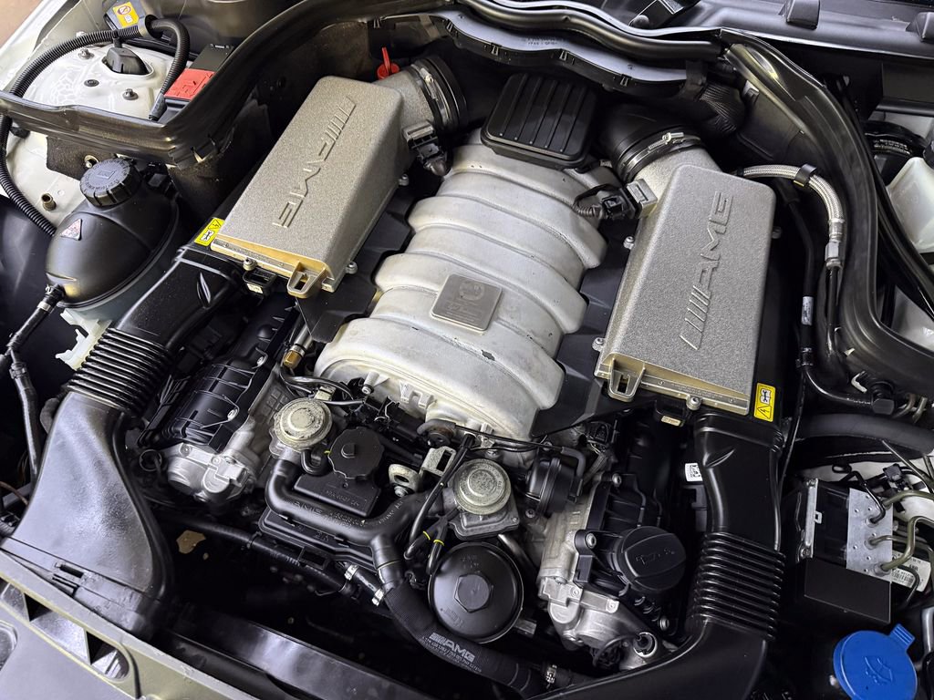 Used 2013 Mercedes-Benz C 63 AMG Coupe image 24