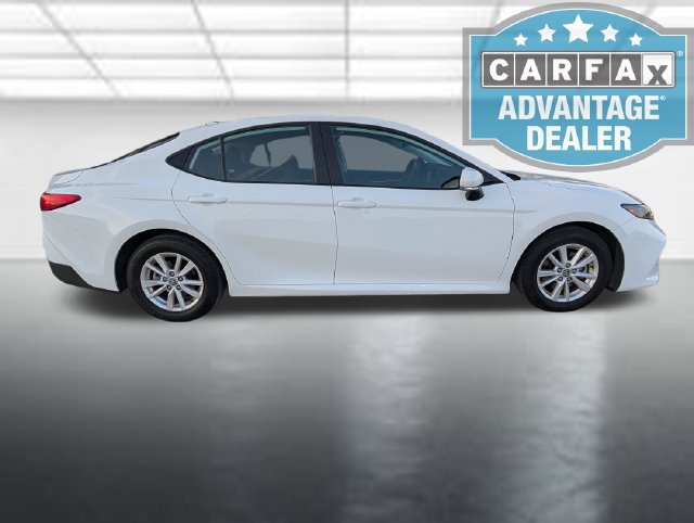 Used 2025 Toyota Camry LE FWD image 12