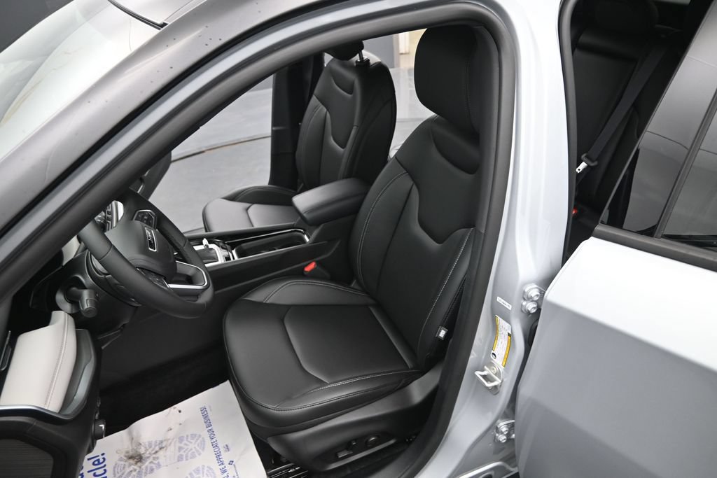 New 2026 Jeep Compass Limited w/ Sun, Sound & Navigation Group AWD/4WD image 19