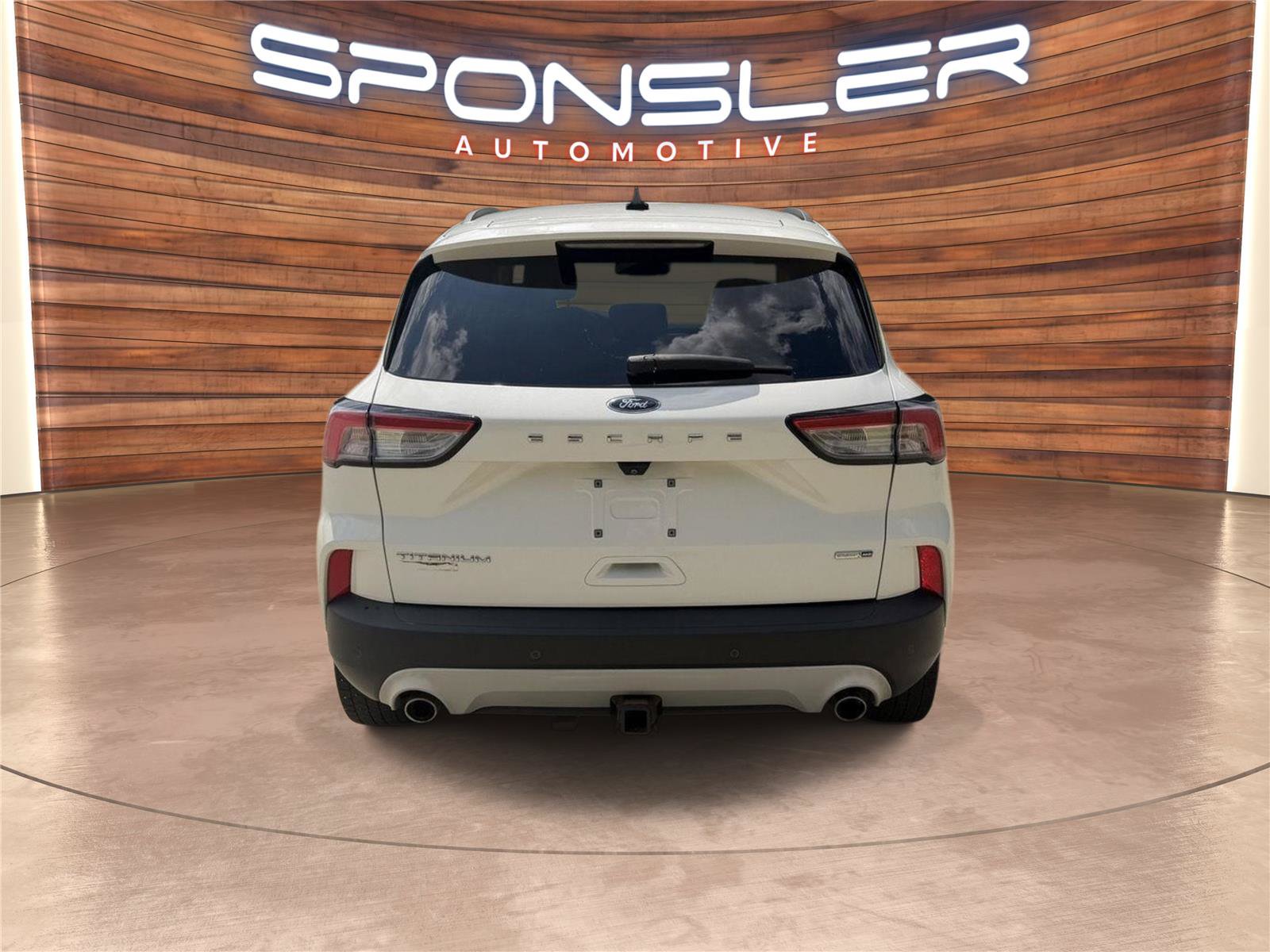 Used 2020 Ford Escape Titanium AWD/4WD image 5