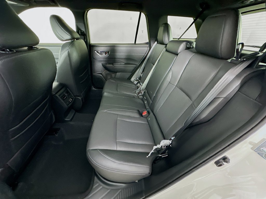 New 2026 Subaru Outback Touring XT AWD/4WD image 32