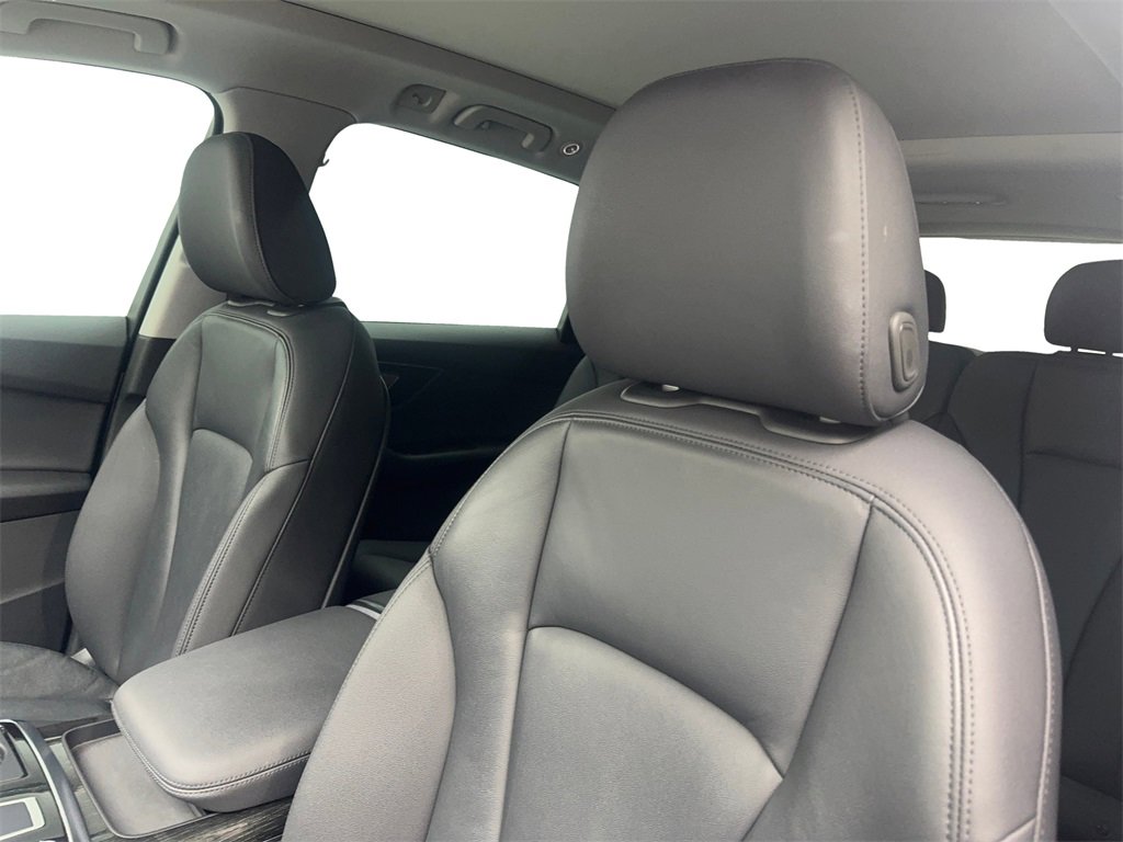 Used 2022 Audi Q7 2.0T Premium Plus w/ Premium Plus Package image 28