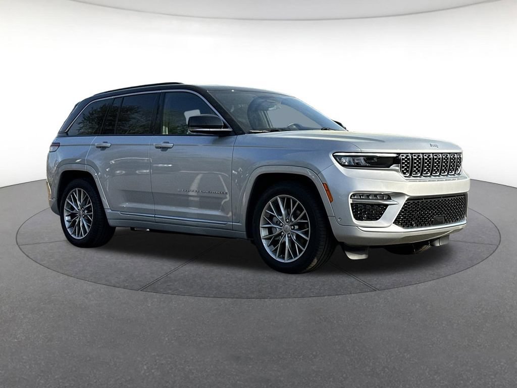 Certified 2025 Jeep Grand Cherokee Summit AWD/4WD image 8