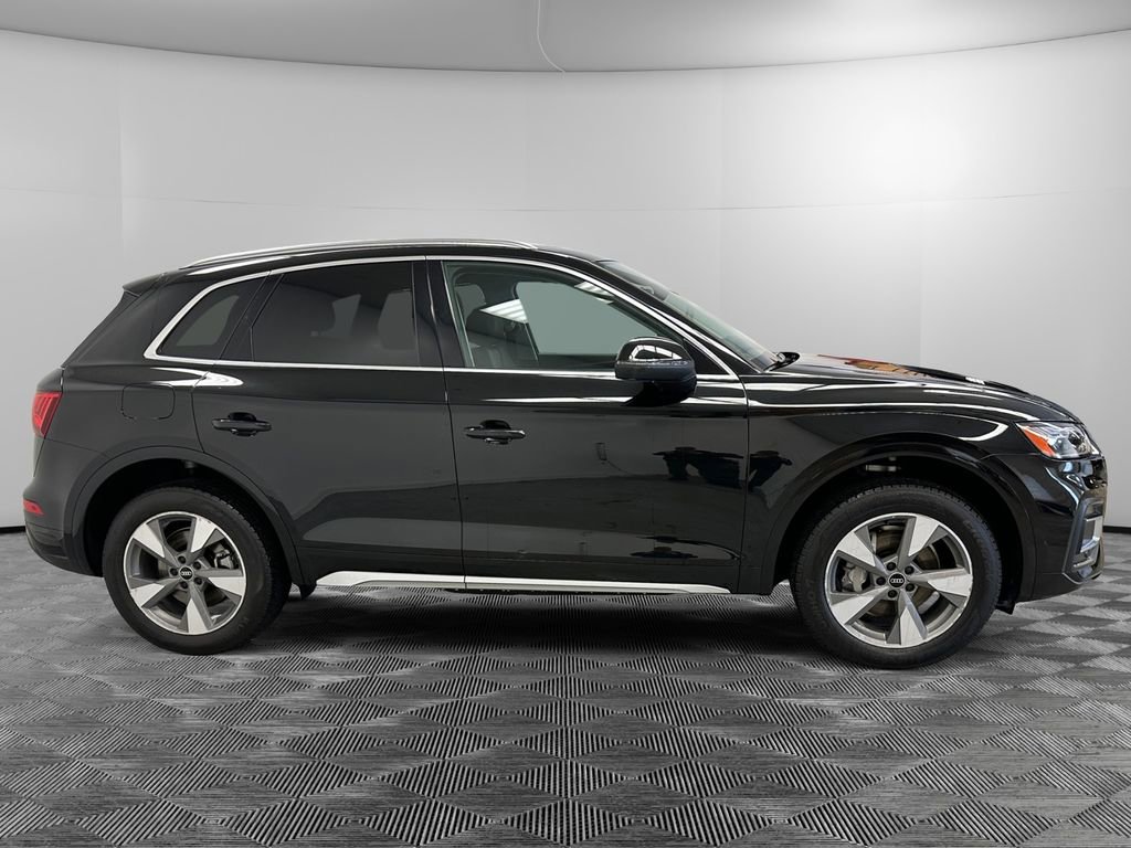 Used 2023 Audi Q5 2.0T Premium Plus w/ Premium Plus Package image 6