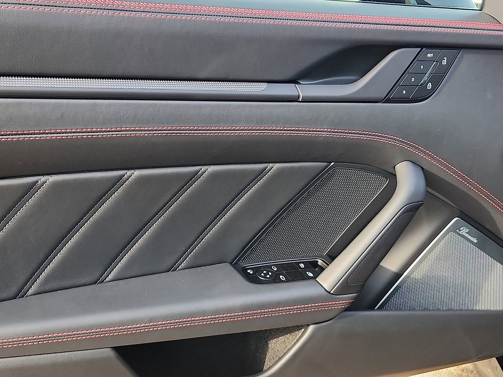 New 2026 Porsche 911 Carrera 4S image 12