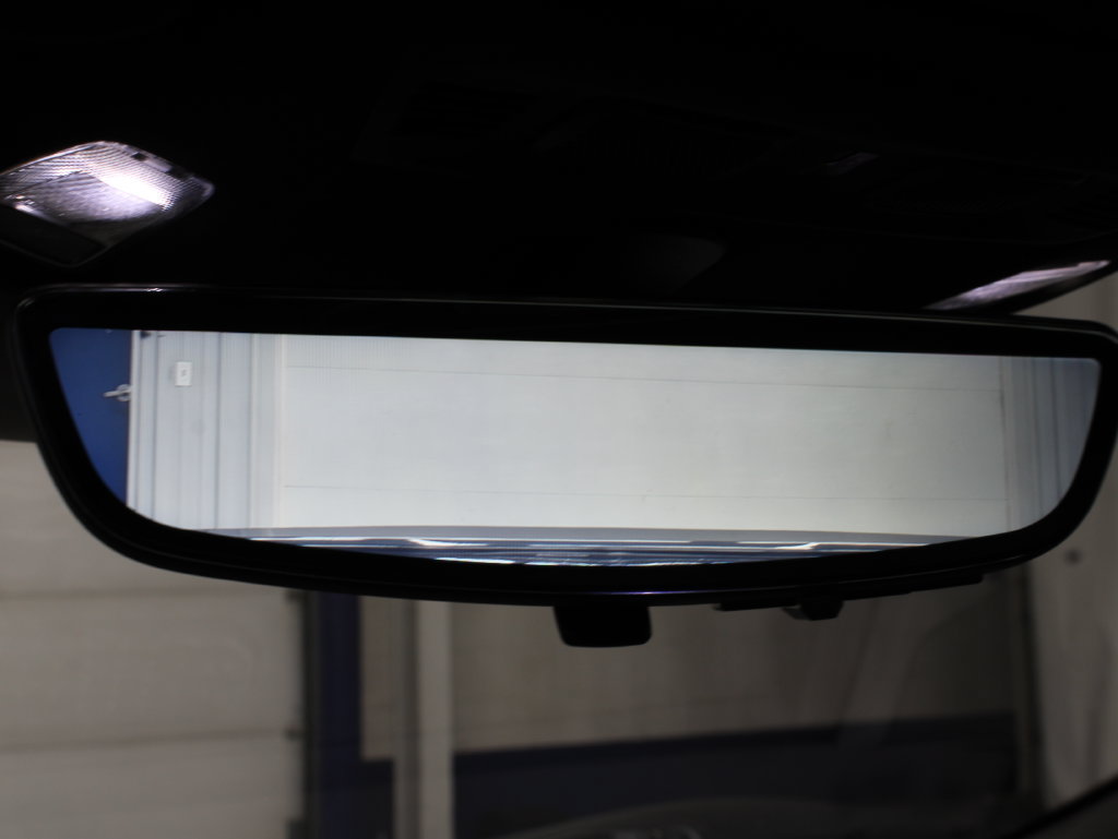 Used 2024 Chevrolet Corvette Stingray Premium Conv w/ Stealth Interior Trim Package RWD image 25