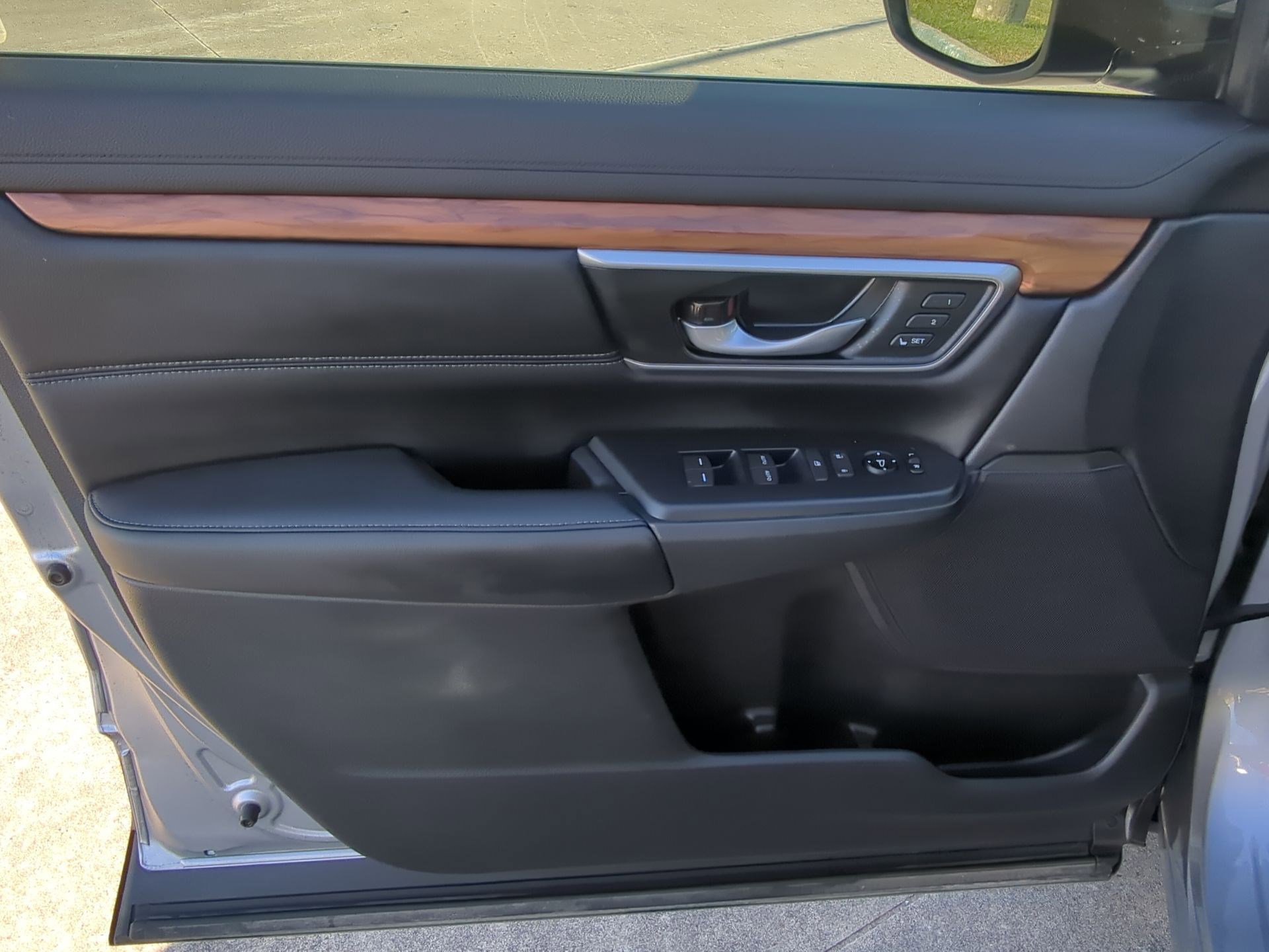 Used 2020 Honda CR-V EX-L image 13