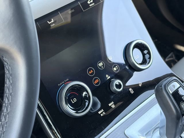 Used 2020 Land Rover Range Rover Evoque SE image 17