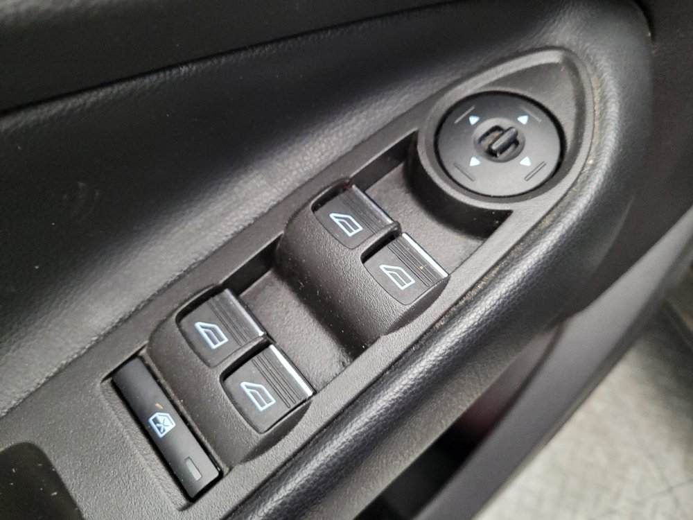 Used 2019 Ford Escape Titanium FWD image 27