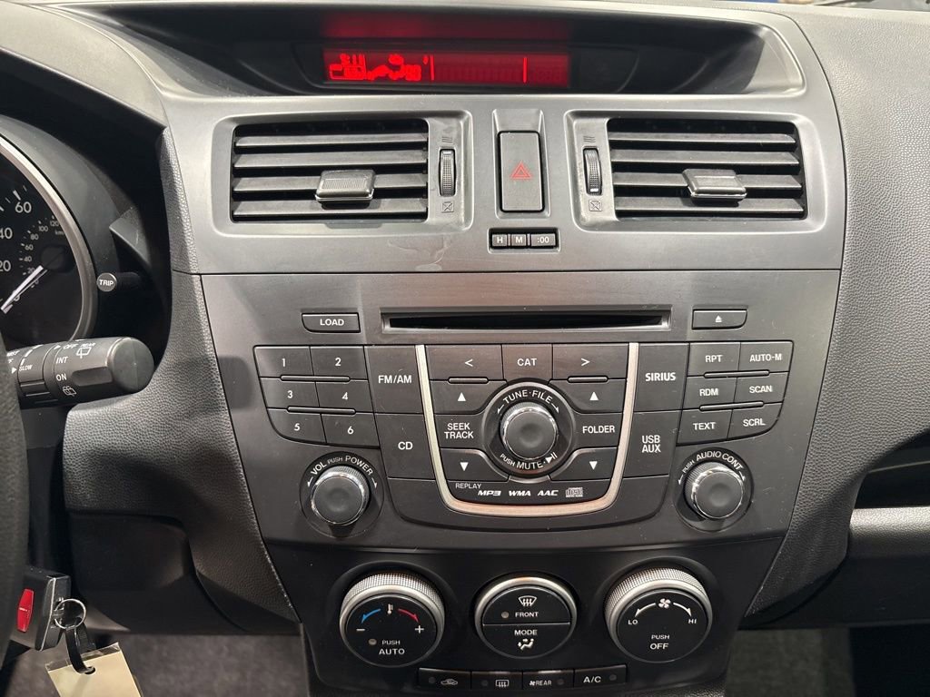 Used 2014 MAZDA MAZDA5 Sport image 16