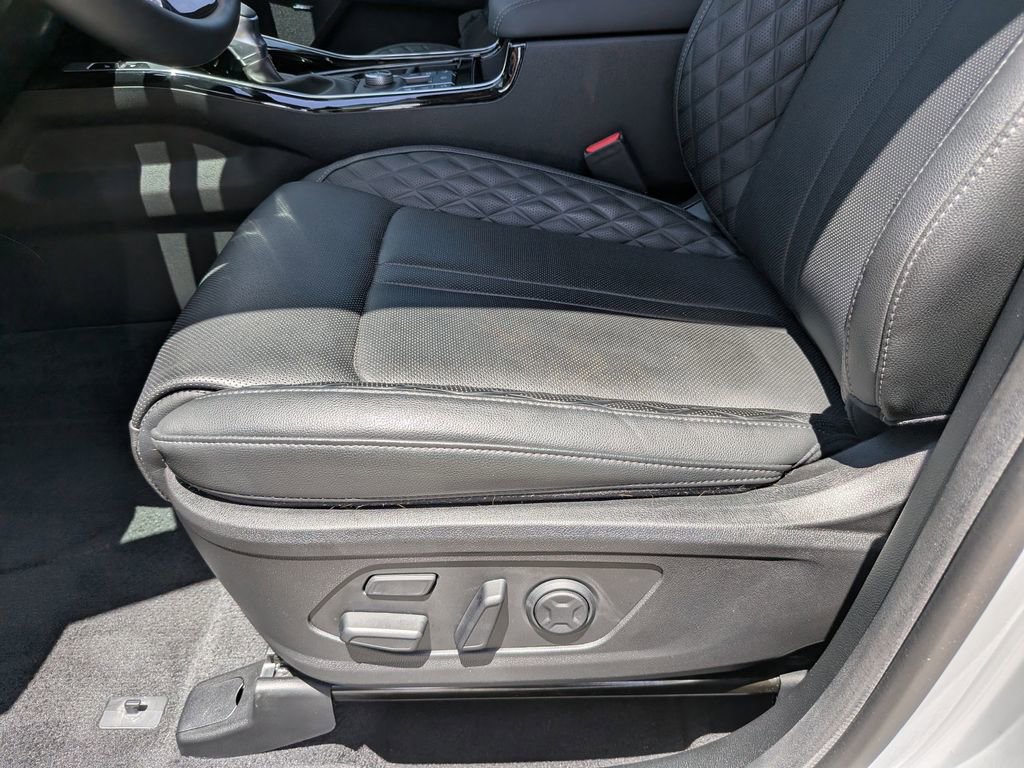 Certified 2023 Kia Sorento SX AWD/4WD image 23