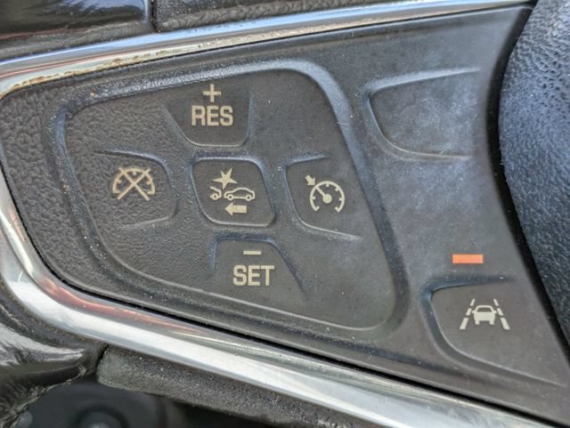 Used 2020 Chevrolet Equinox Premier FWD image 24