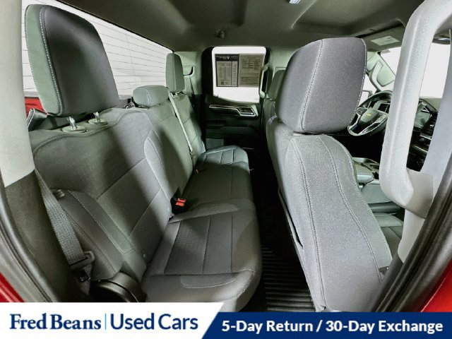 Used 2023 Chevrolet Silverado 1500 LT AWD/4WD image 32
