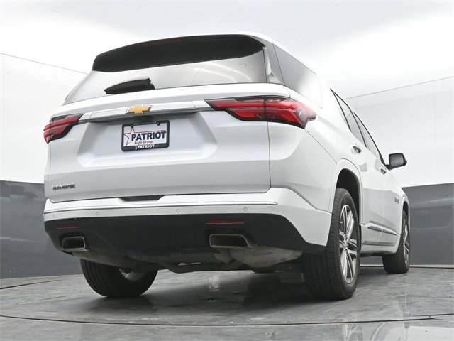 Used 2023 Chevrolet Traverse High Country image 41