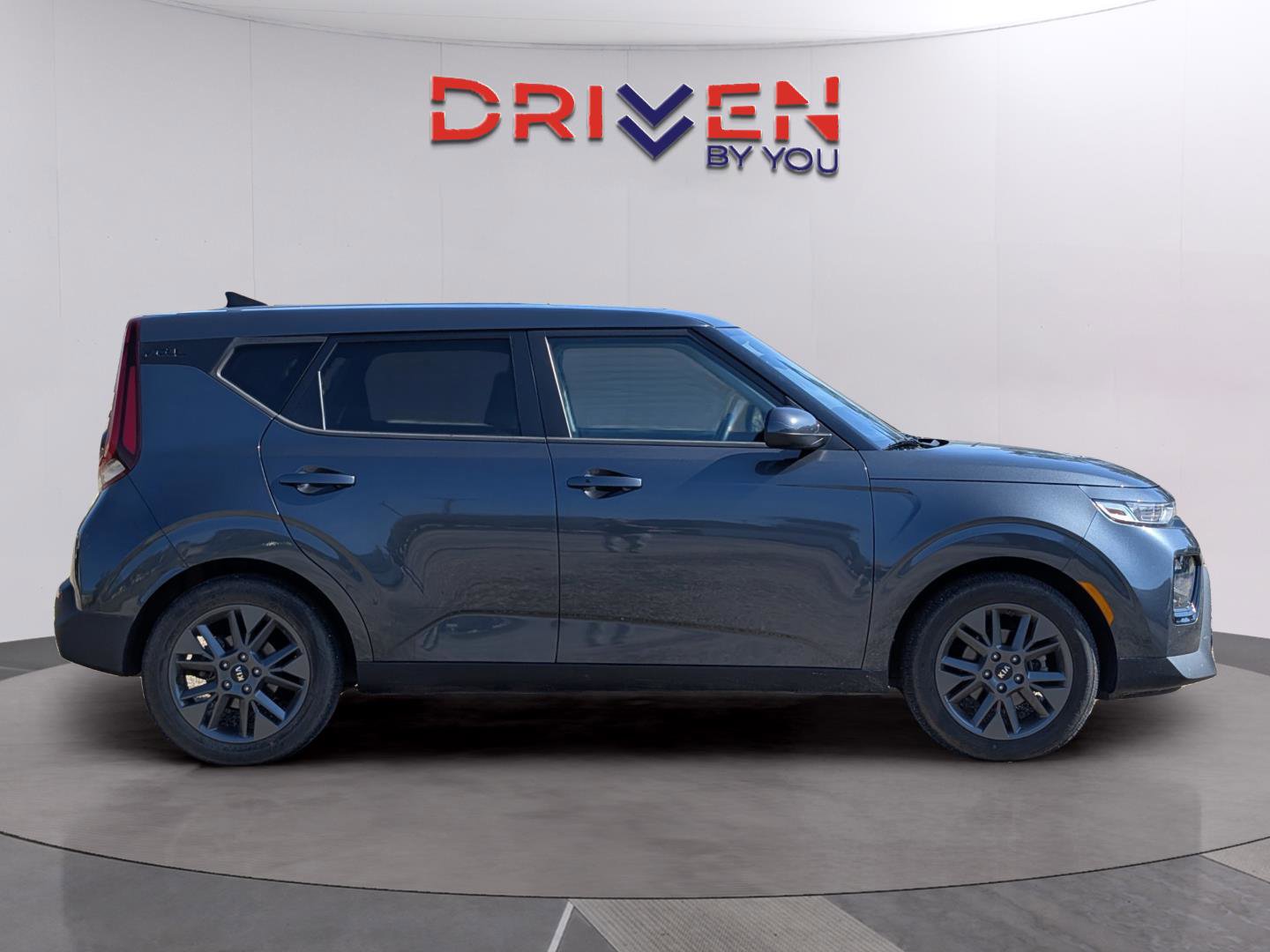 Used 2021 Kia Soul EX image 6