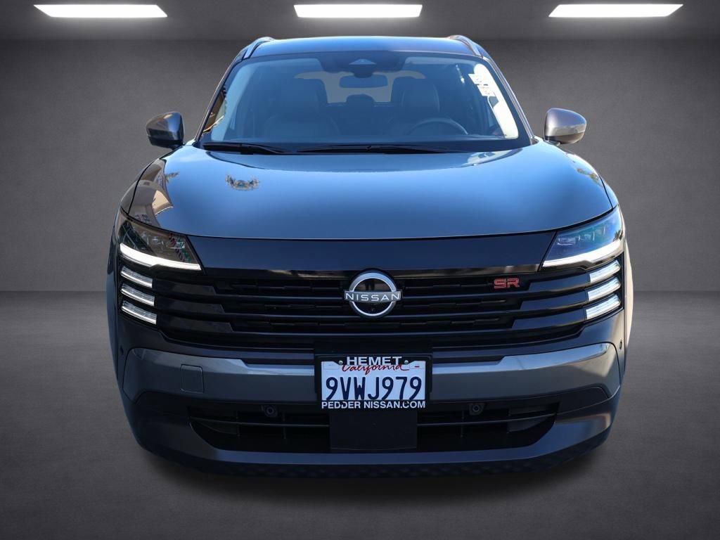 Used 2025 Nissan Kicks SR image 9