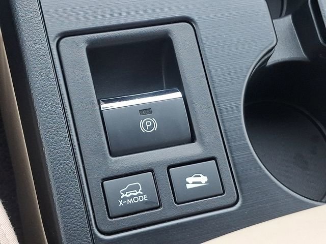 Used 2017 Subaru Outback 2.5i Premium w/ Popular Package #2 image 25