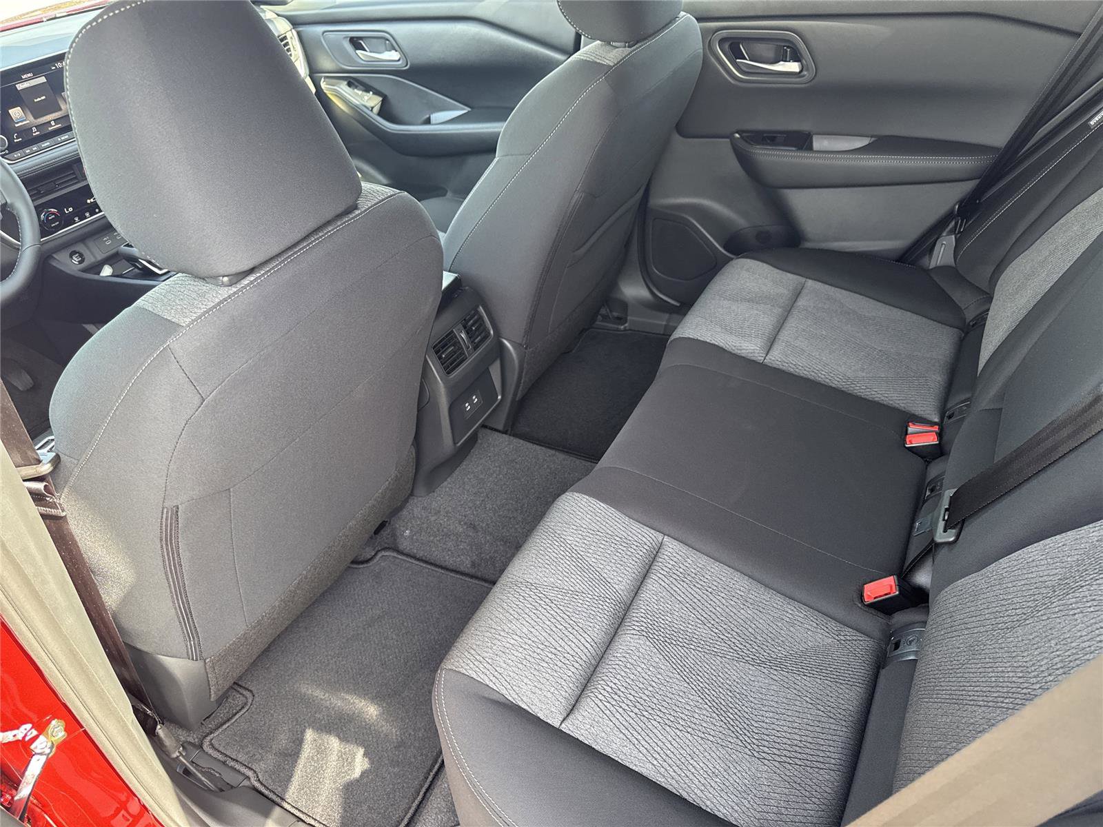 New 2026 Nissan Rogue SV FWD image 29