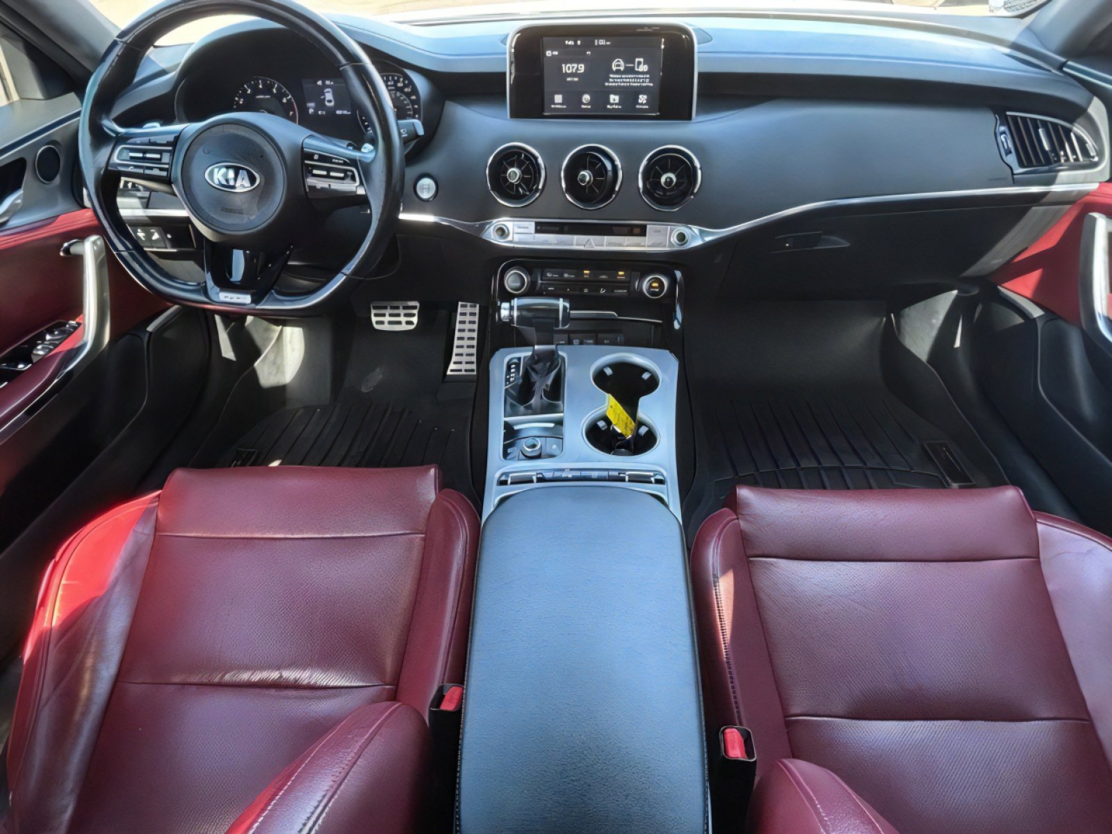 Used 2019 Kia Stinger GT image 29