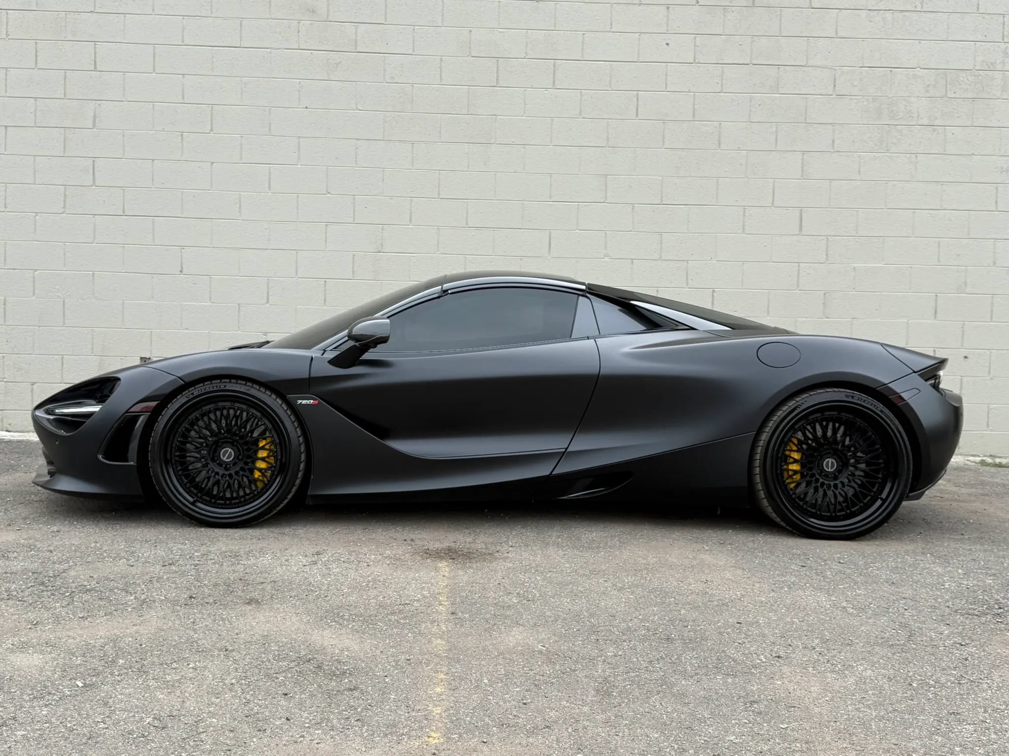 Used 2022 McLaren 720S Performance RWD image 7