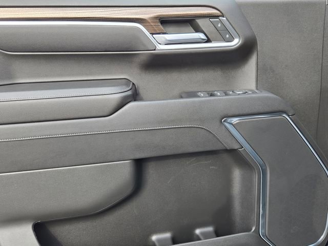 Used 2023 Chevrolet Silverado 1500 LT AWD/4WD image 22