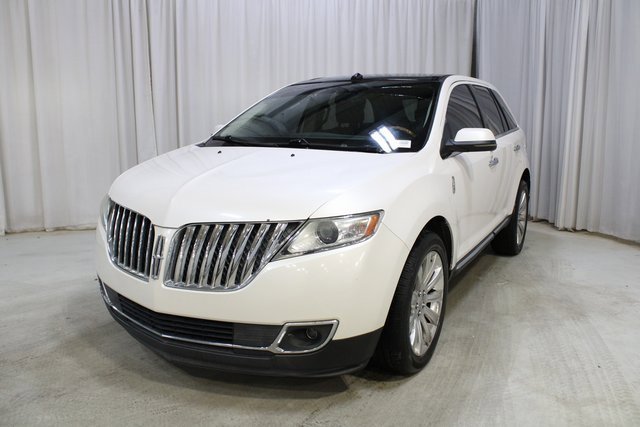 Used 2012 Lincoln MKX AWD image 38