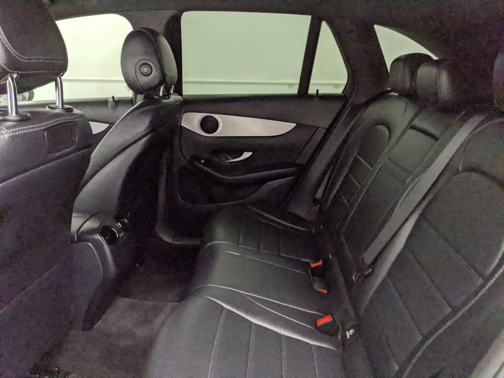 Used 2019 Mercedes-Benz GLC 300 4MATIC image 23