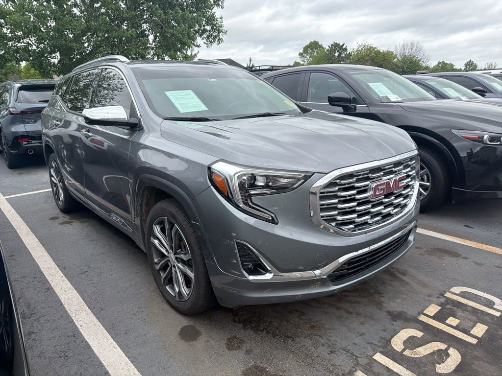 Used 2019 GMC Terrain Denali image 3