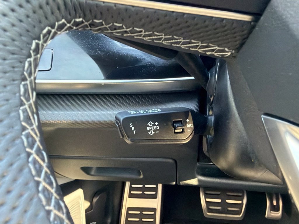 Used 2024 Audi SQ8 Prestige AWD/4WD image 32