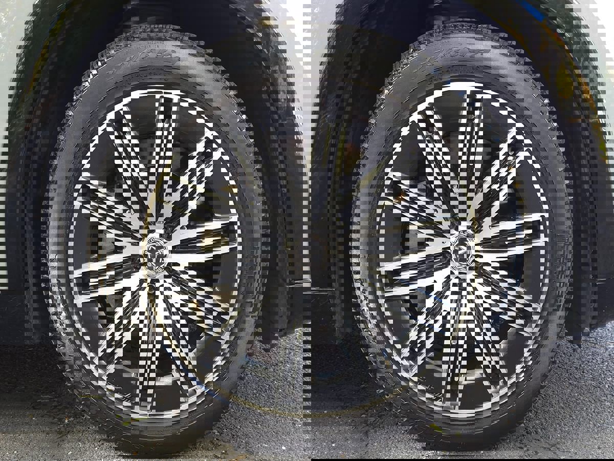 Used 2023 Mercedes-Benz EQS 580 4MATIC SUV image 89