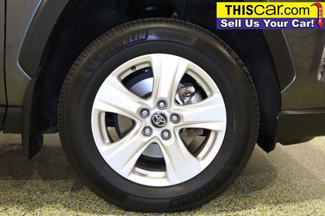 Used 2021 Toyota RAV4 XLE w/ Convenience Package image 25