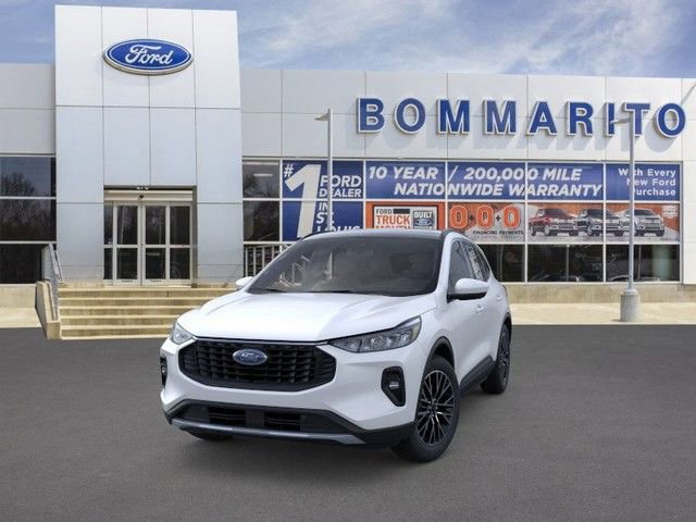 New 2025 Ford Escape SE image 2