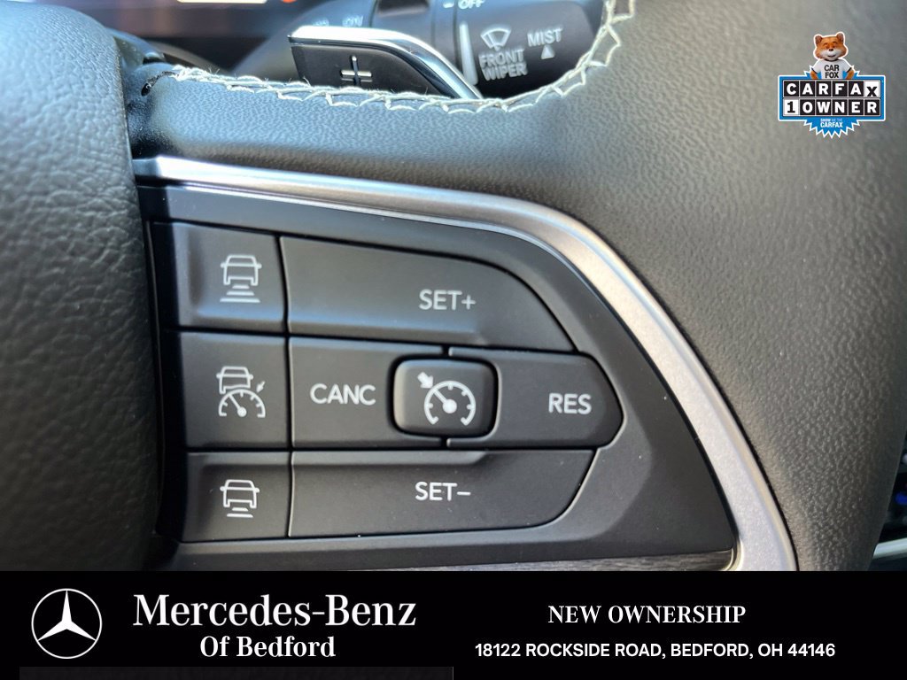 Used 2025 Jeep Grand Cherokee Limited w/ Black Appearance Package AWD/4WD image 31