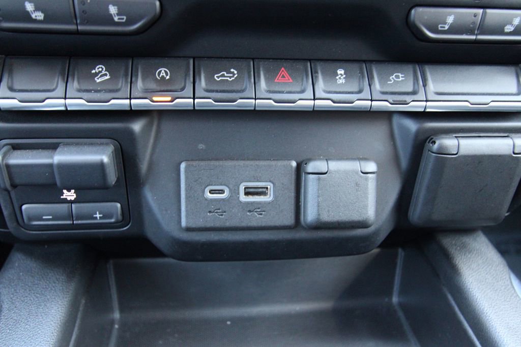 Used 2021 Chevrolet Silverado 1500 LT Trail Boss w/ Convenience Package II AWD/4WD image 27