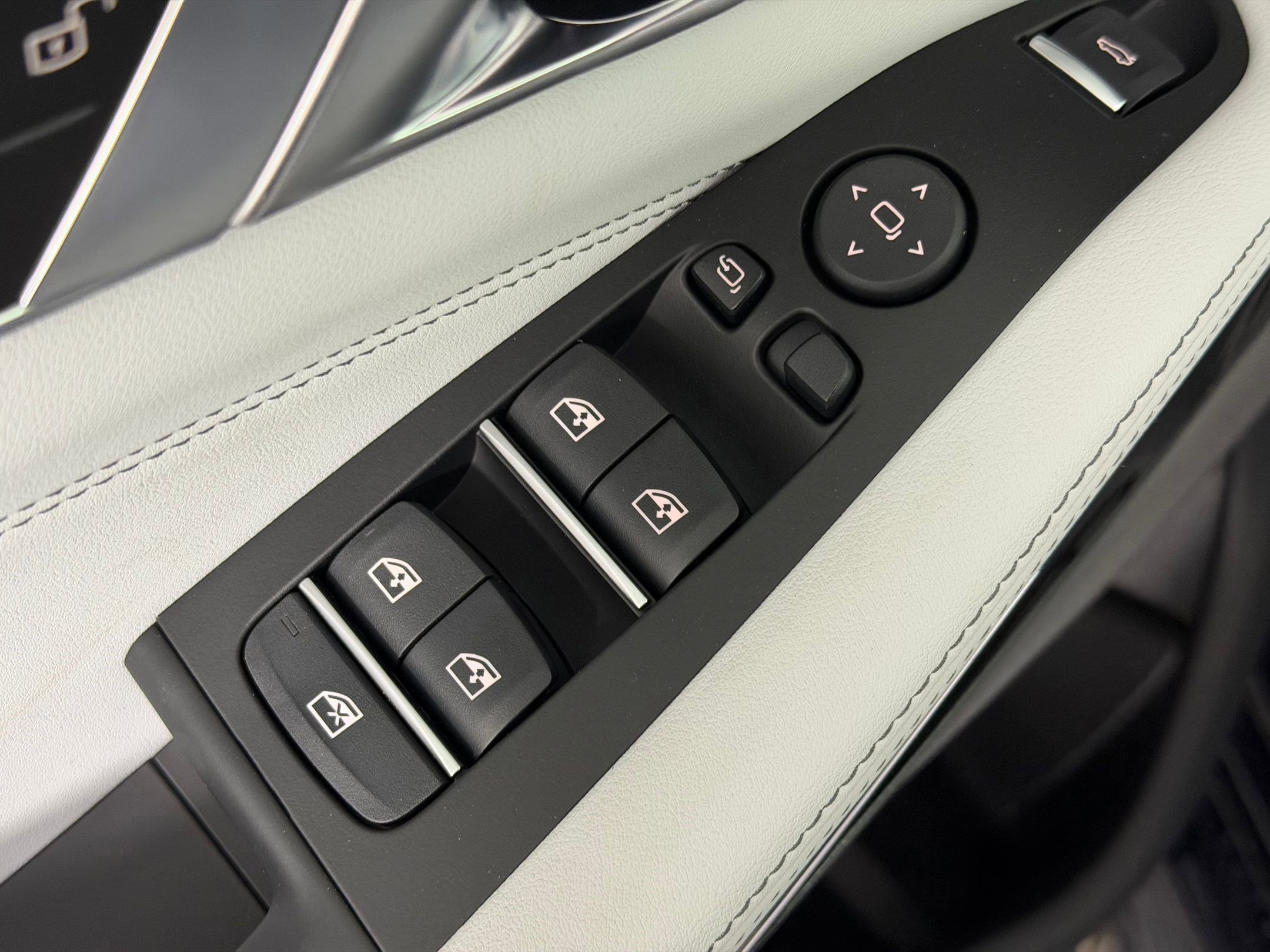New 2026 BMW X5 sDrive40i image 21