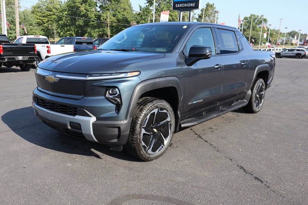New 2026 Chevrolet Silverado EV LT w/ LPO, Gameday Tailgate Package AWD/4WD image 27